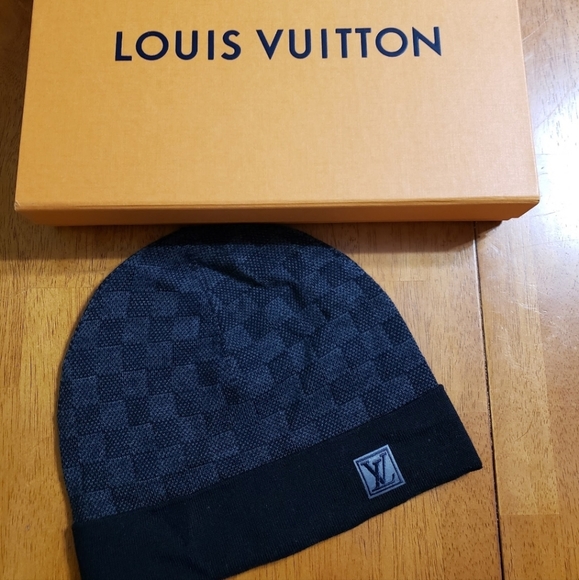 Meet your Posher, Jacquelynn. - Picture 5 of 12